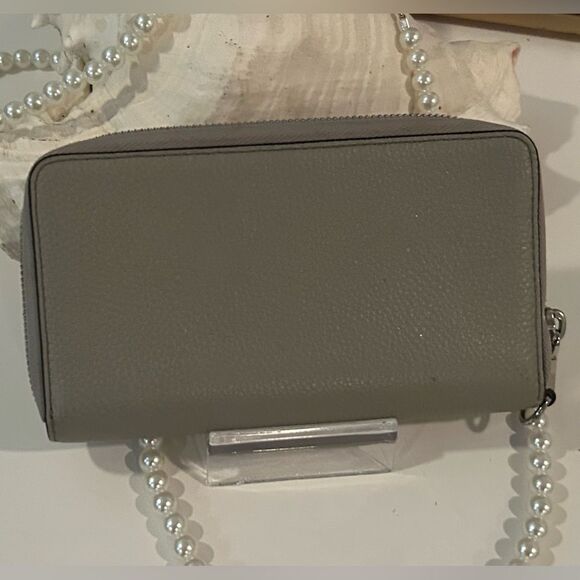 Michael Kors Gray Pebble Leather Zip-Around Wallet Clutch Classic - Picture 6 of 7